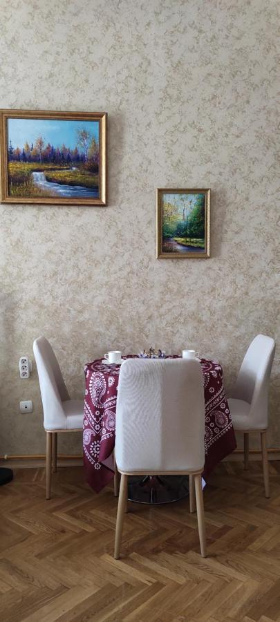 Tranquil Apartment In Vake Tbilisi Zewnętrze zdjęcie